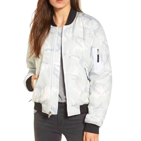 The North Face Camouflage Bomber Jacket White & Gray Women’s M - Picture 2 of 16